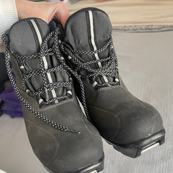 Rossignol X1 Cross Country Ski Boots - Men's Size 9 / Women's 10 - Picture 9 of 9